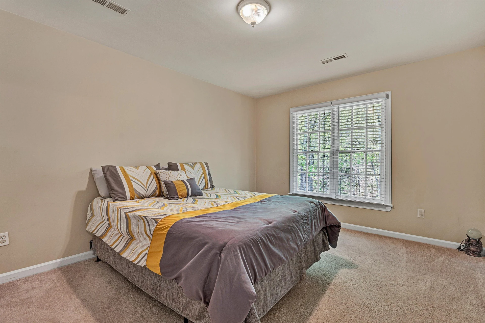 6516 Hidden Woods DR - Photo 33