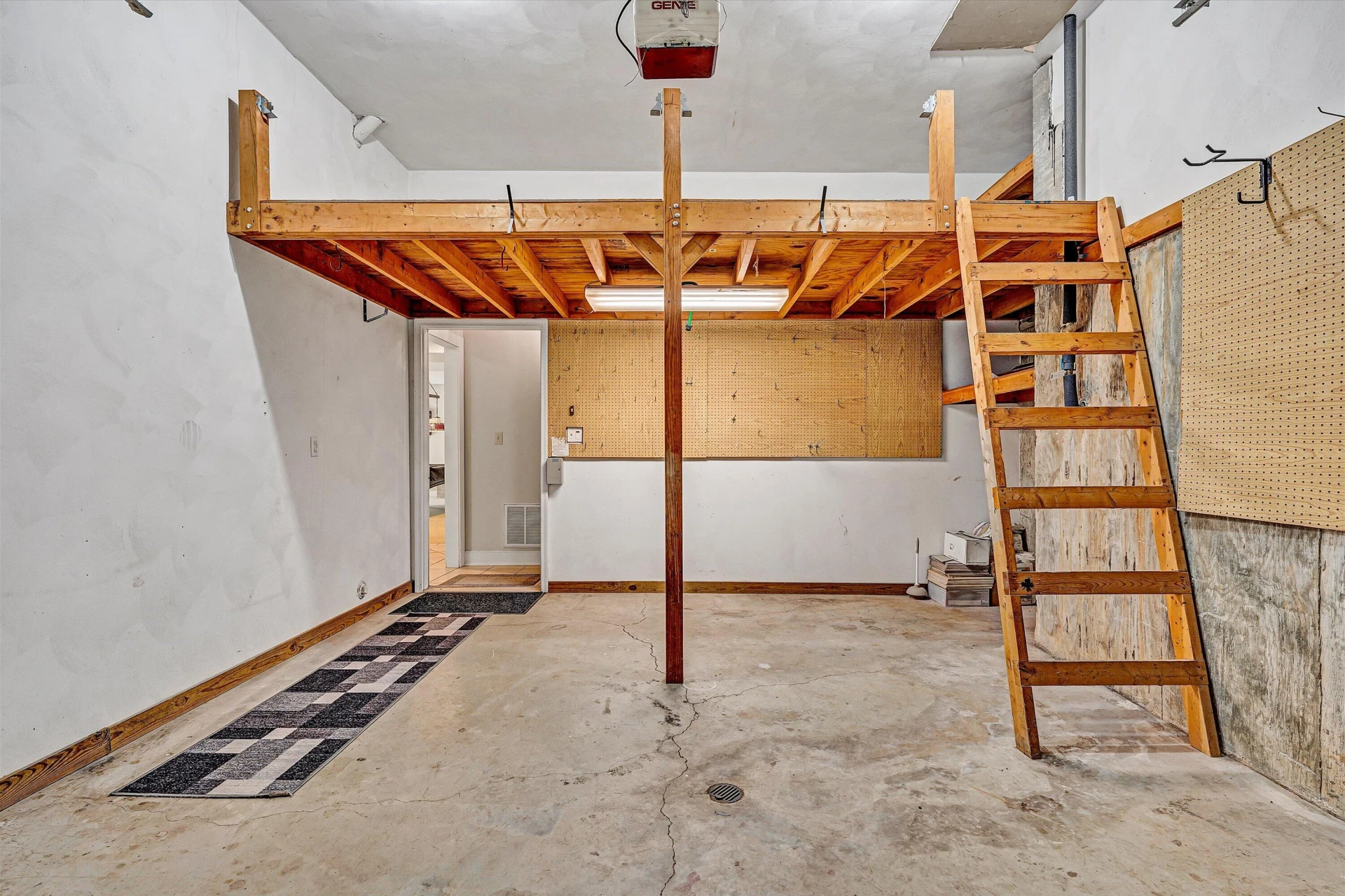 6516 Hidden Woods DR - Photo 41