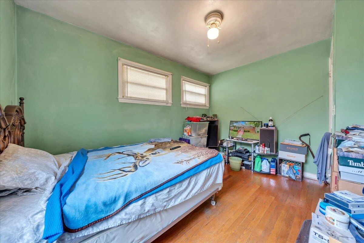 2426 Durham ST NW - Photo 15