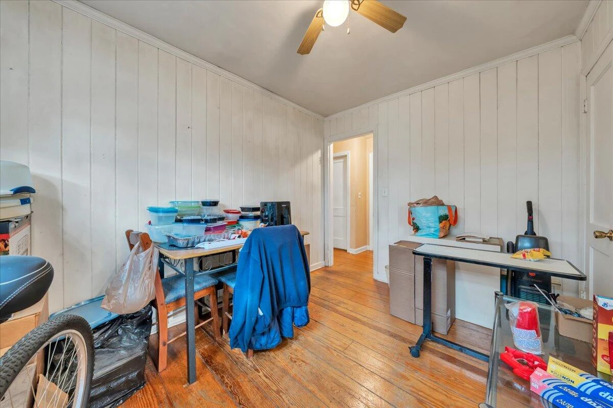 2426 Durham ST NW - Photo 19