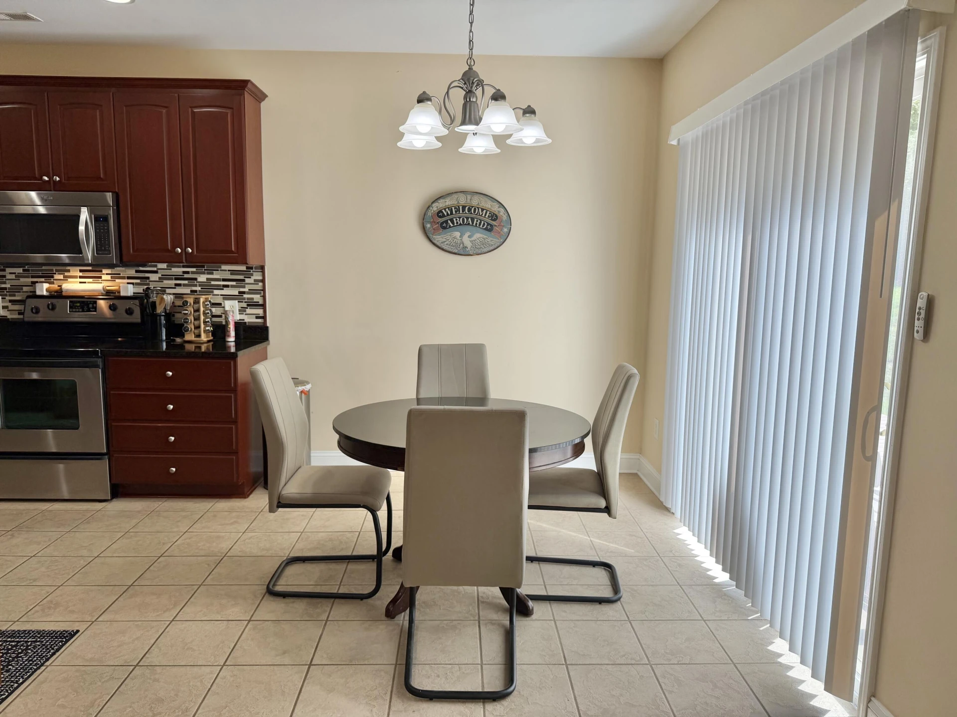 76 Fairway Oaks DR - Photo 11