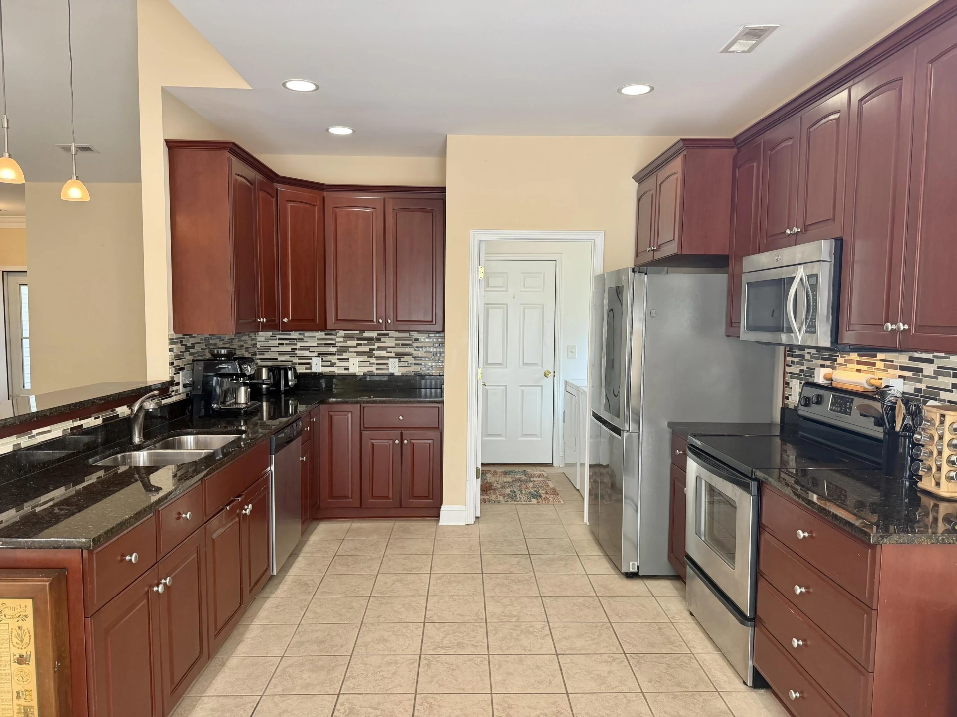 76 Fairway Oaks DR - Photo 8