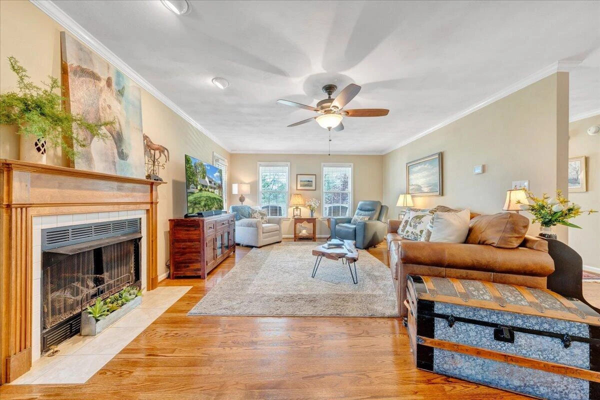 6190 Back Creek RD - Photo 14