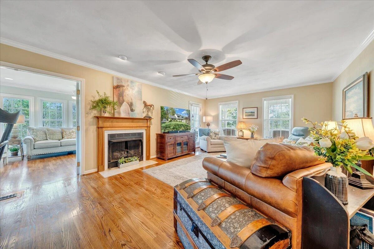 6190 Back Creek RD - Photo 16