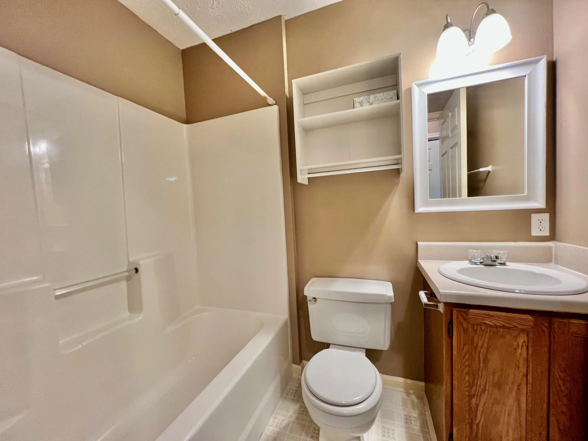 718 Baltimore AVE #A&B - Photo 11