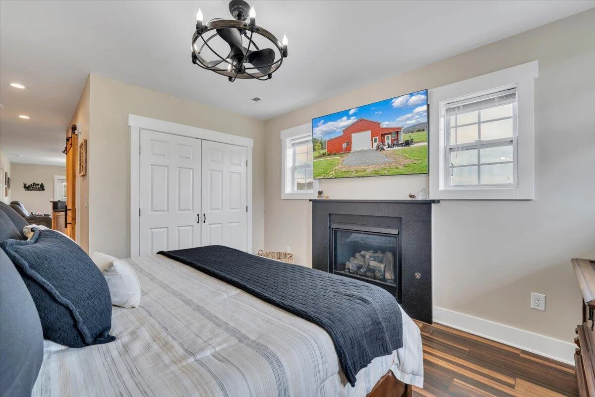 9651 Bent Mountain RD - Photo 15