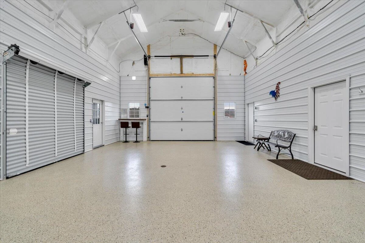 9651 Bent Mountain RD - Photo 16