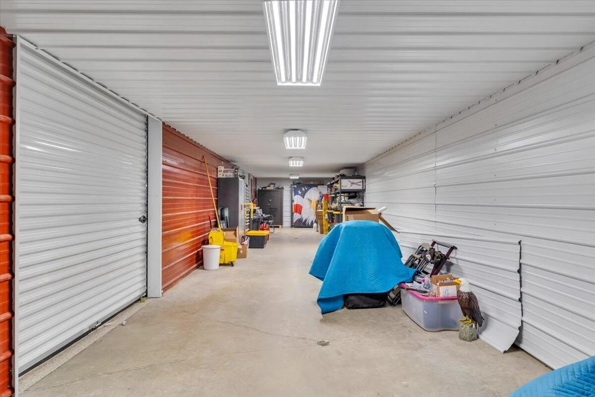 9651 Bent Mountain RD - Photo 24