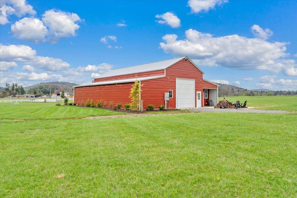 9651 Bent Mountain RD - Photo 36