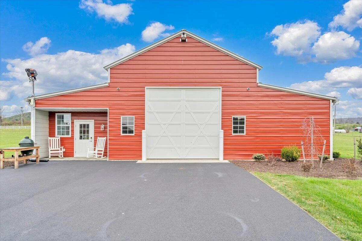 9651 Bent Mountain RD - Photo 42