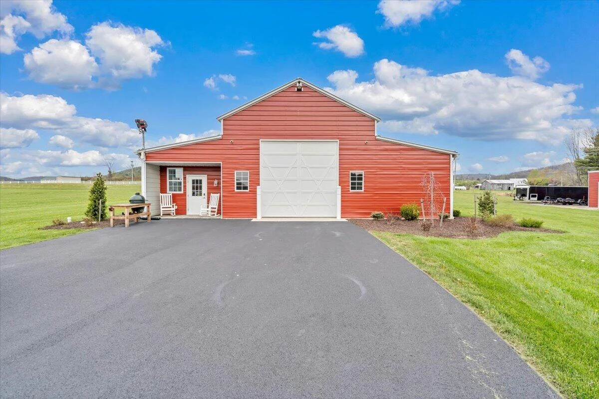 9651 Bent Mountain RD - Photo 43