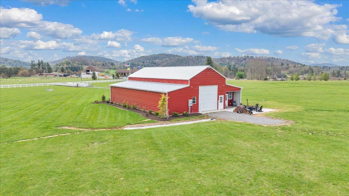 9651 Bent Mountain RD - Photo 51