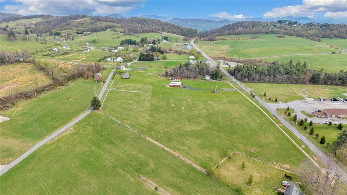 9651 Bent Mountain RD - Photo 57
