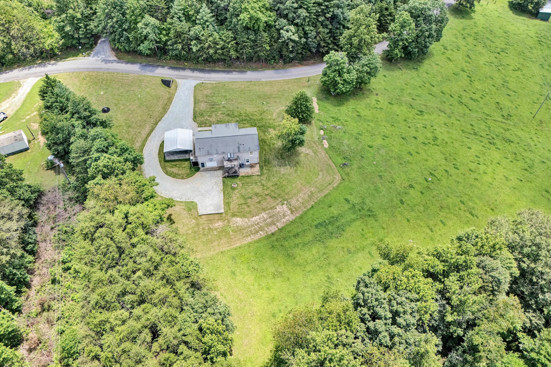 455 TWIN CREEKS DR - Photo 28