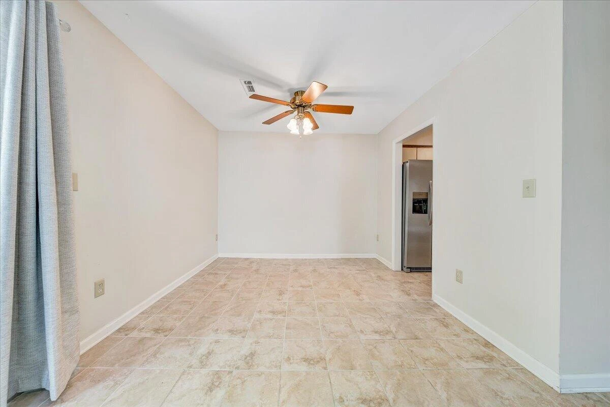 7206 Red Cedar CIR - Photo 10