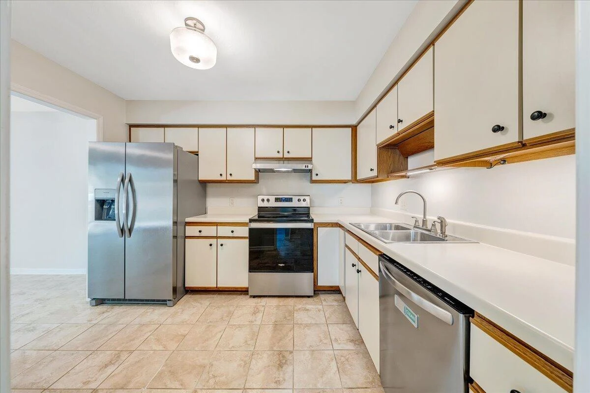 7206 Red Cedar CIR - Photo 14