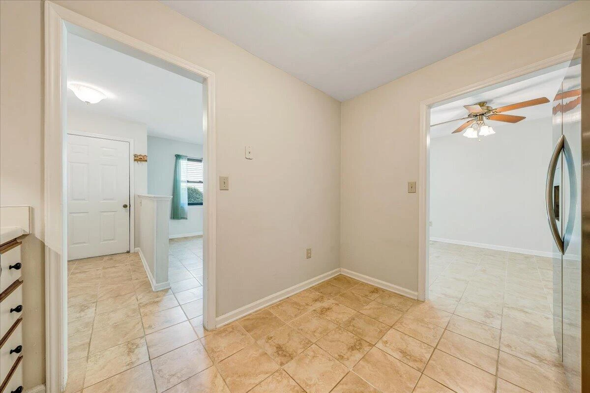 7206 Red Cedar CIR - Photo 15