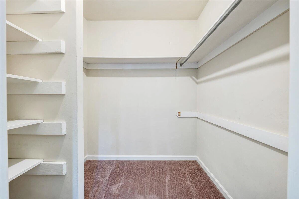 7206 Red Cedar CIR - Photo 22