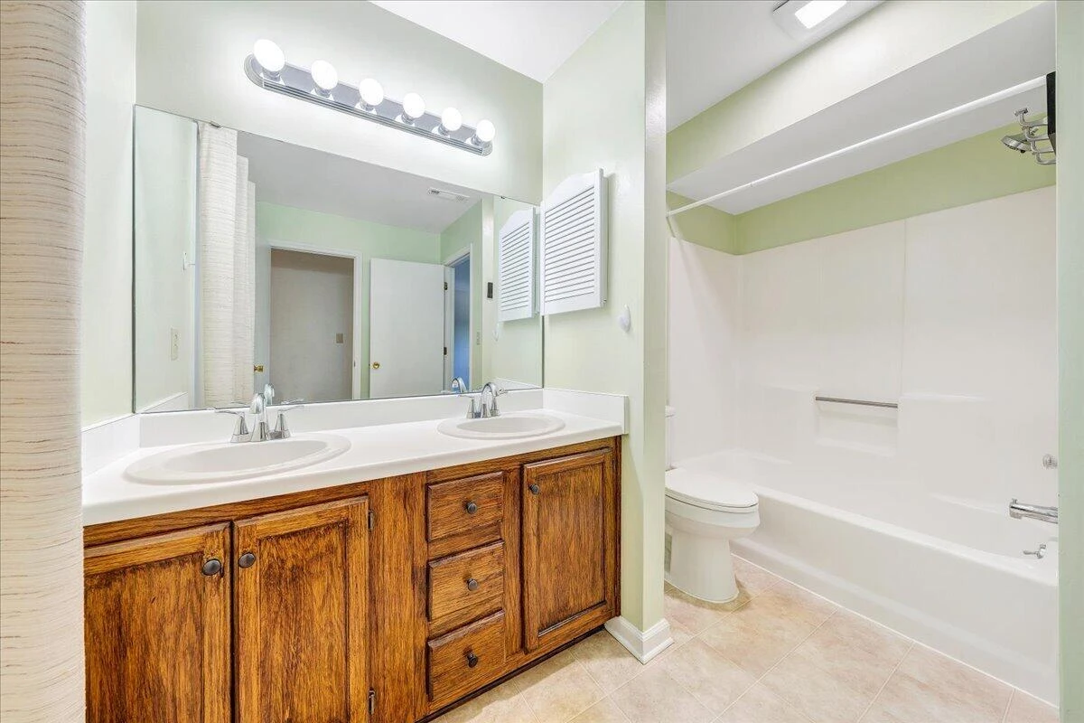 7206 Red Cedar CIR - Photo 24
