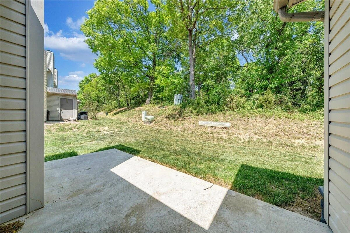 7206 Red Cedar CIR - Photo 27
