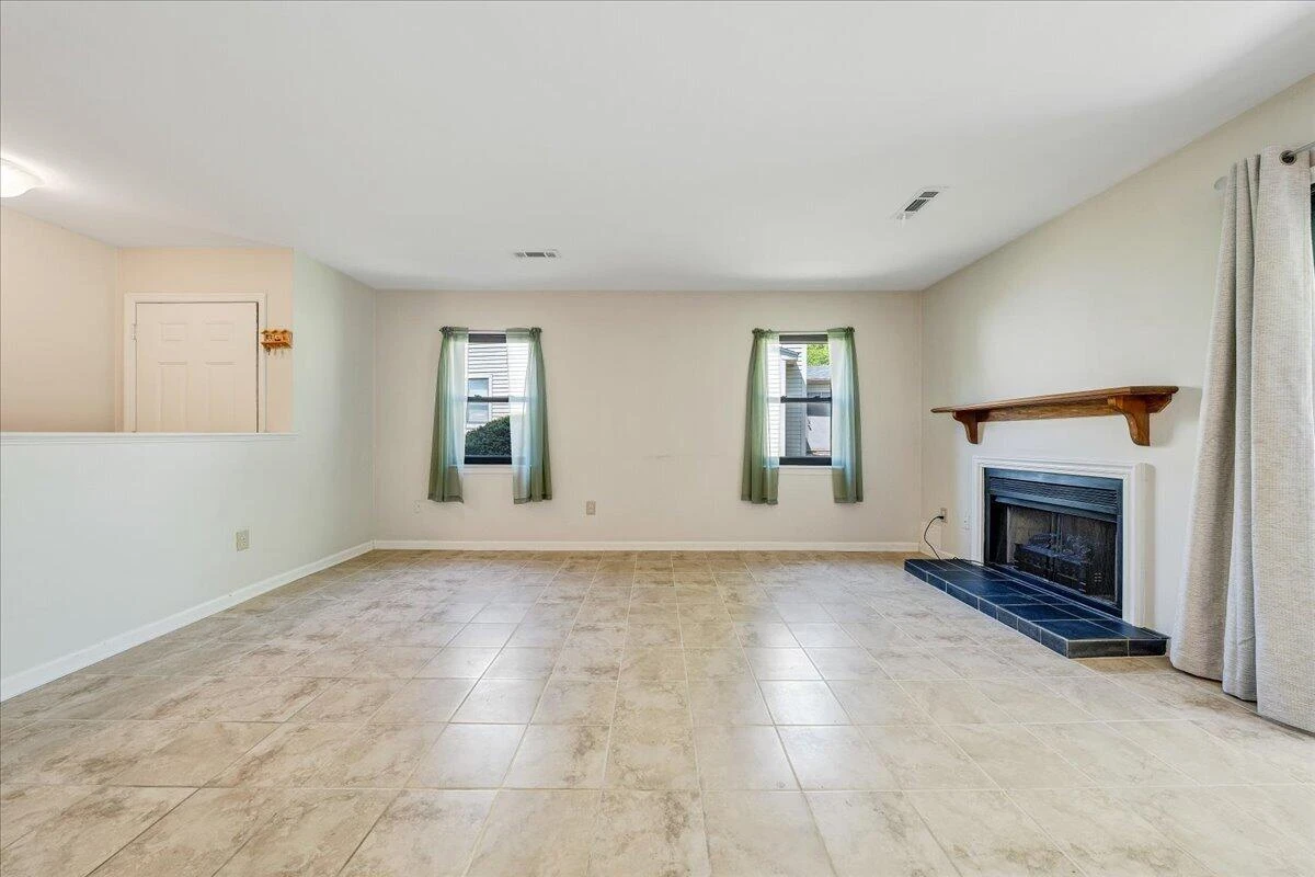 7206 Red Cedar CIR - Photo 8