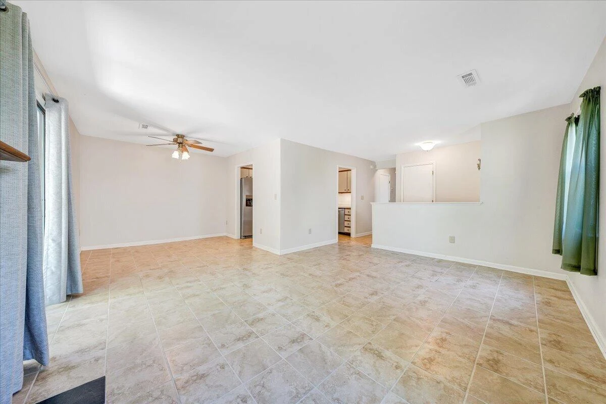 7206 Red Cedar CIR - Photo 9