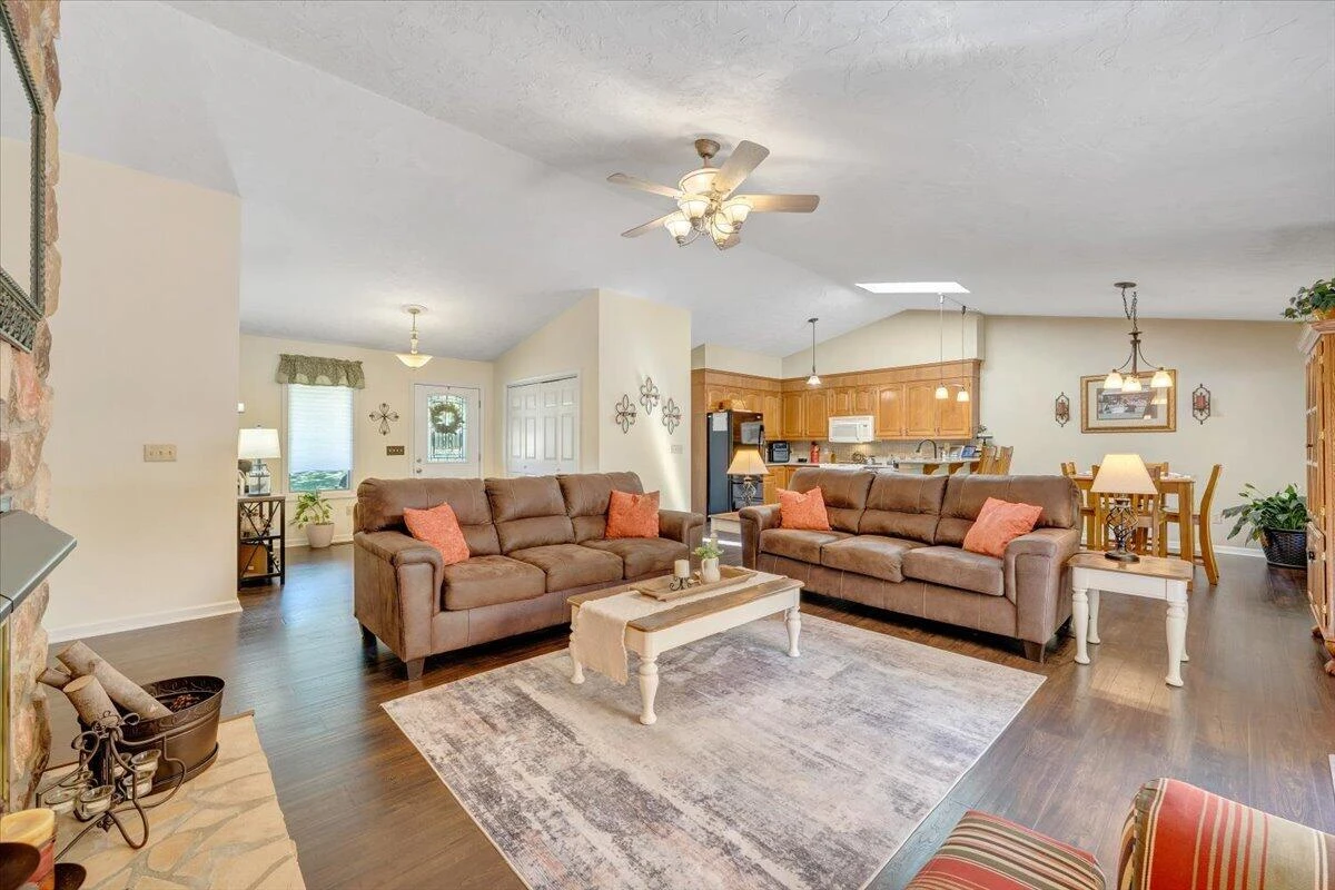 106 Knoll CT - Photo 11