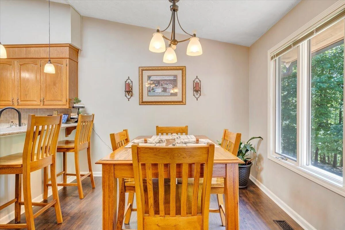 106 Knoll CT - Photo 12