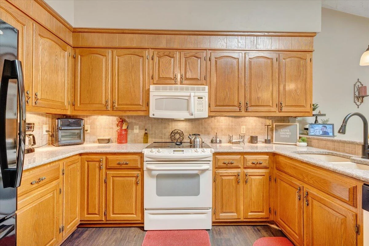 106 Knoll CT - Photo 19