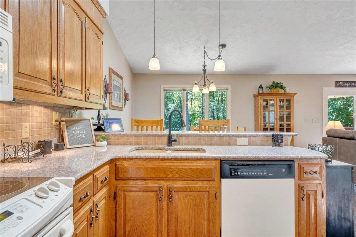 106 Knoll CT - Photo 20