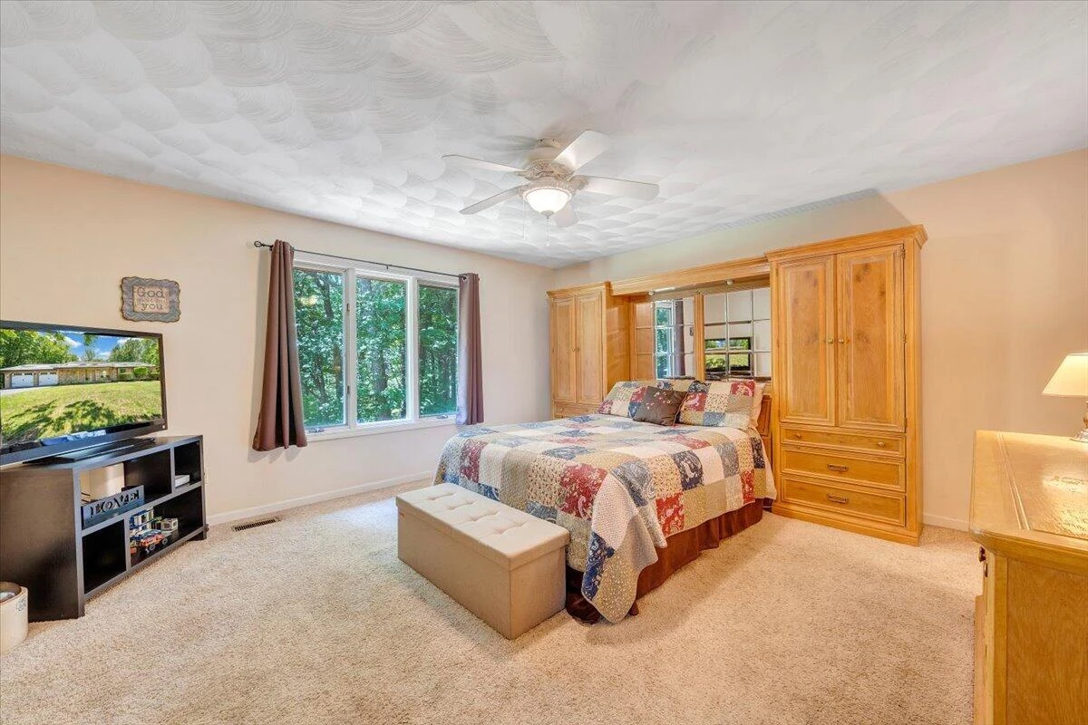 106 Knoll CT - Photo 23