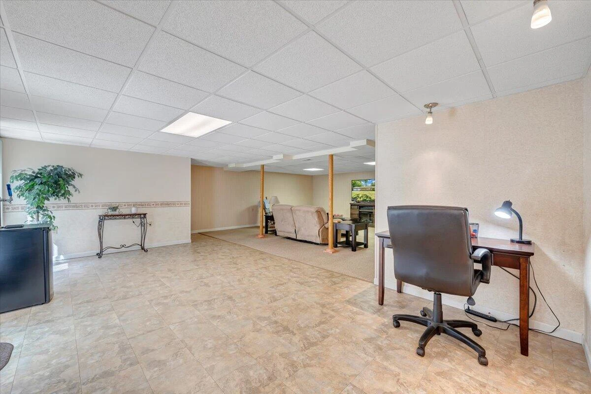 106 Knoll CT - Photo 34