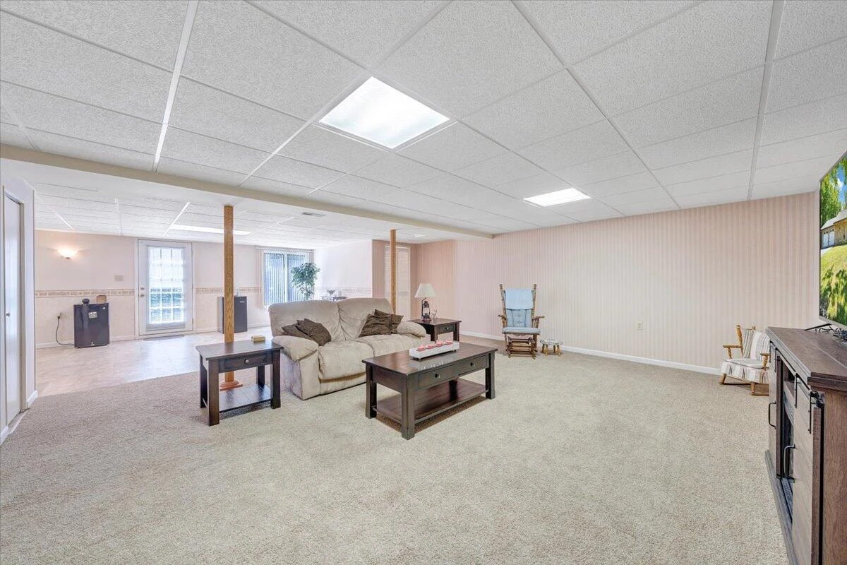 106 Knoll CT - Photo 38