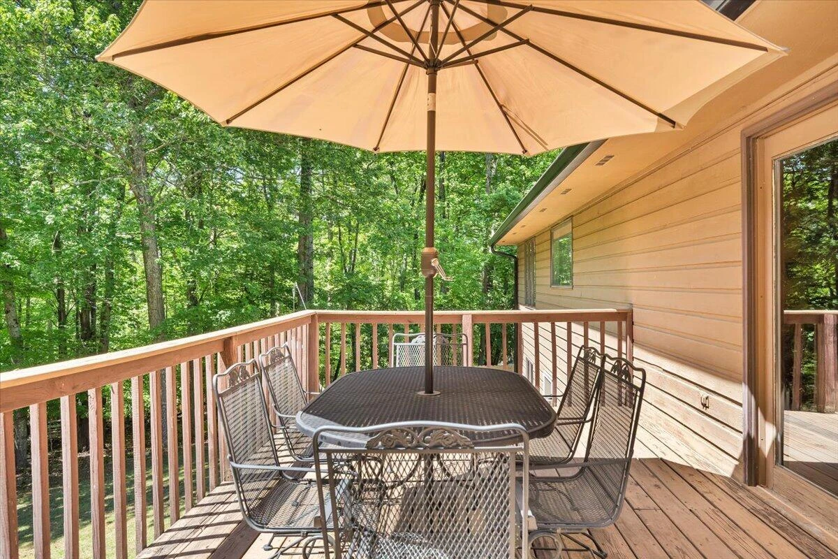 106 Knoll CT - Photo 50