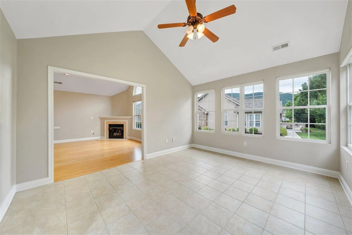 5650 Orchard Villas CIR - Photo 13