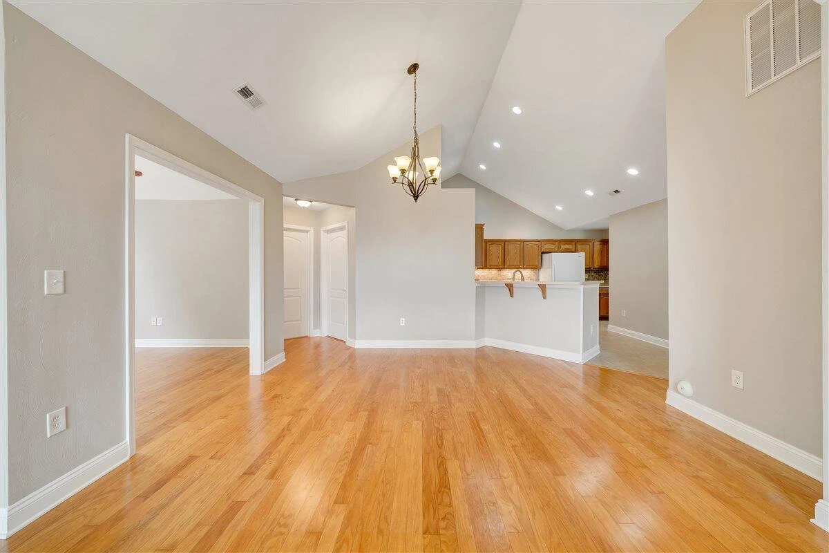 5650 Orchard Villas CIR - Photo 16