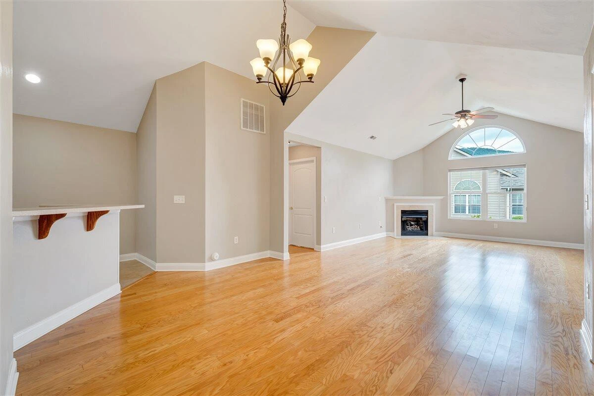 5650 Orchard Villas CIR - Photo 17