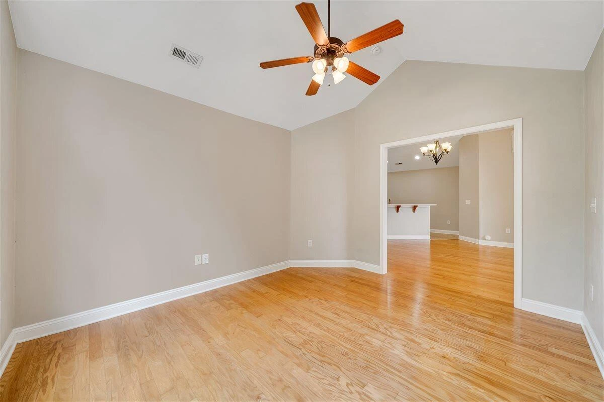 5650 Orchard Villas CIR - Photo 27