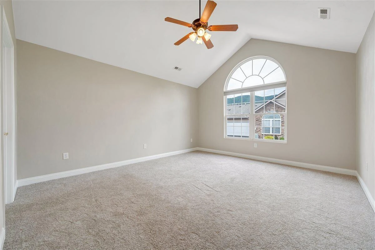 5650 Orchard Villas CIR - Photo 32