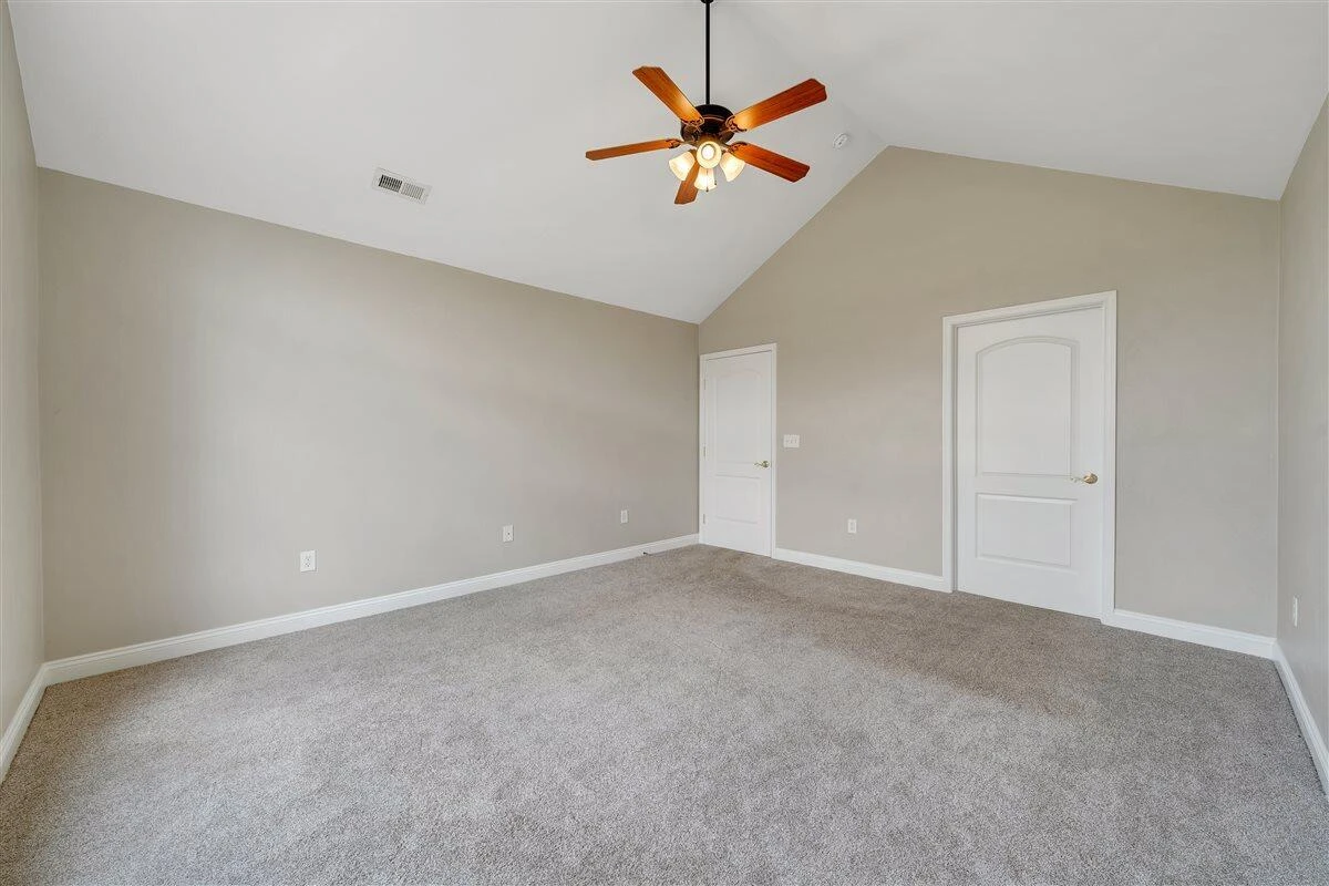 5650 Orchard Villas CIR - Photo 33