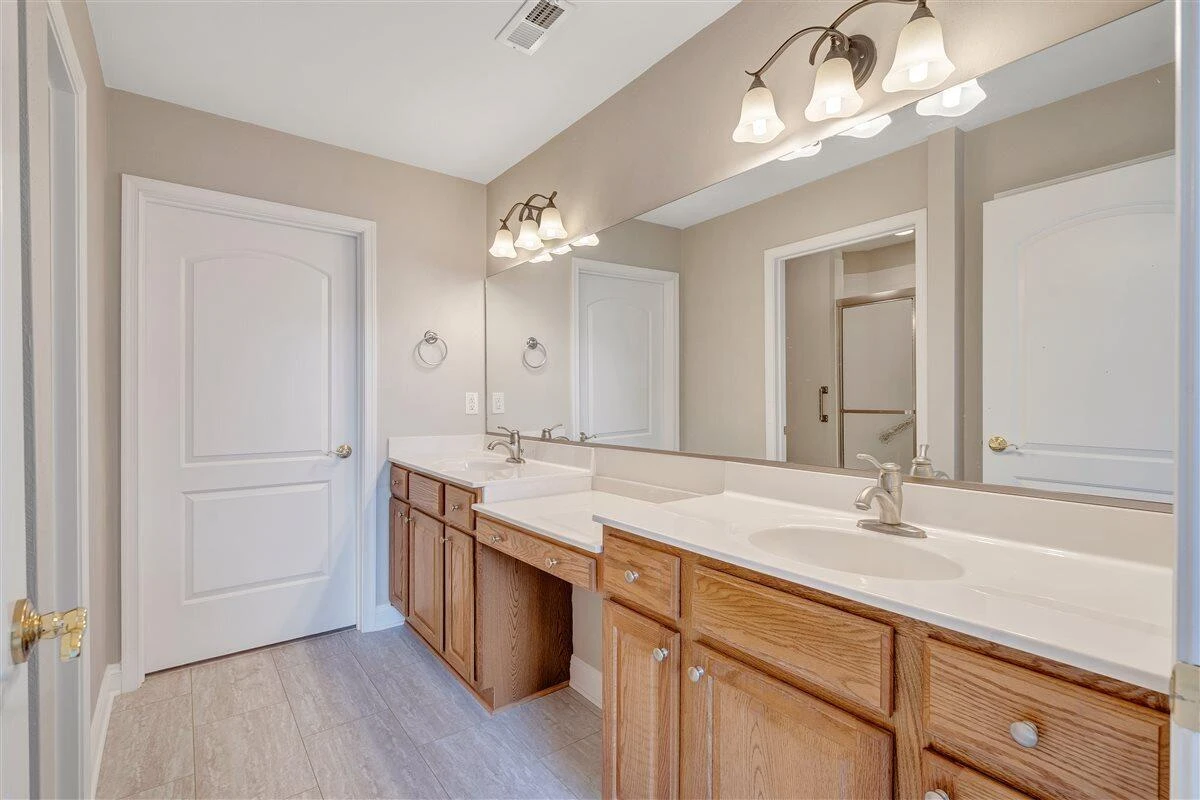 5650 Orchard Villas CIR - Photo 35