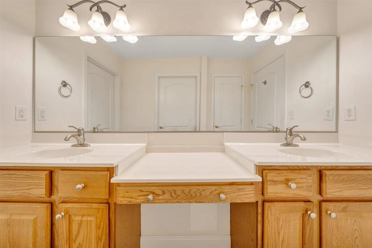 5650 Orchard Villas CIR - Photo 38