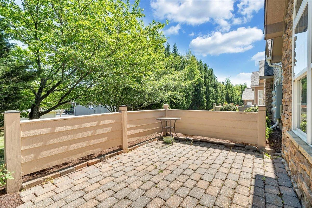 5650 Orchard Villas CIR - Photo 4