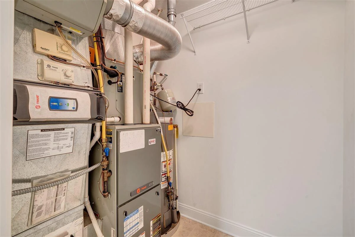 5650 Orchard Villas CIR - Photo 40