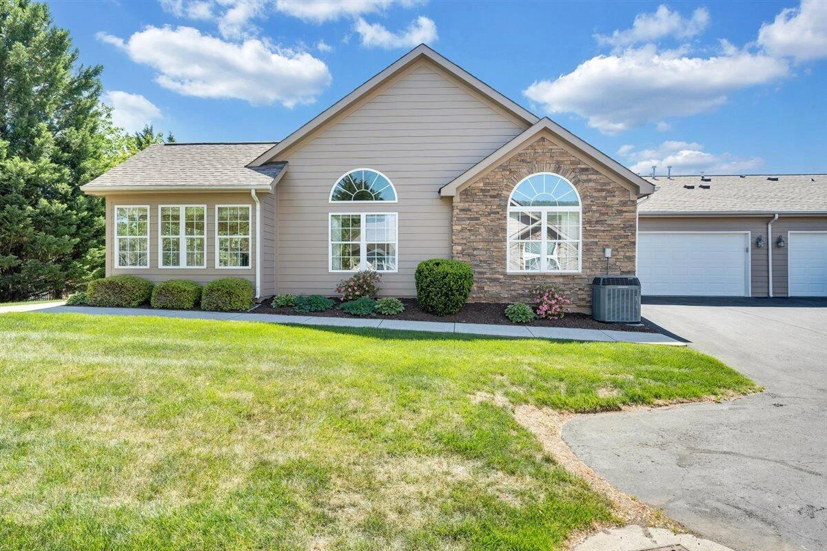 5650 Orchard Villas CIR - Photo 43