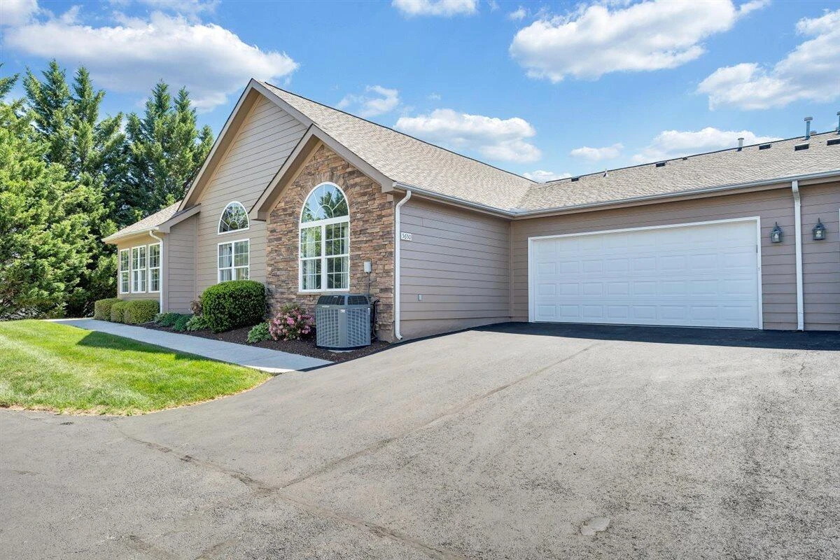5650 Orchard Villas CIR - Photo 44