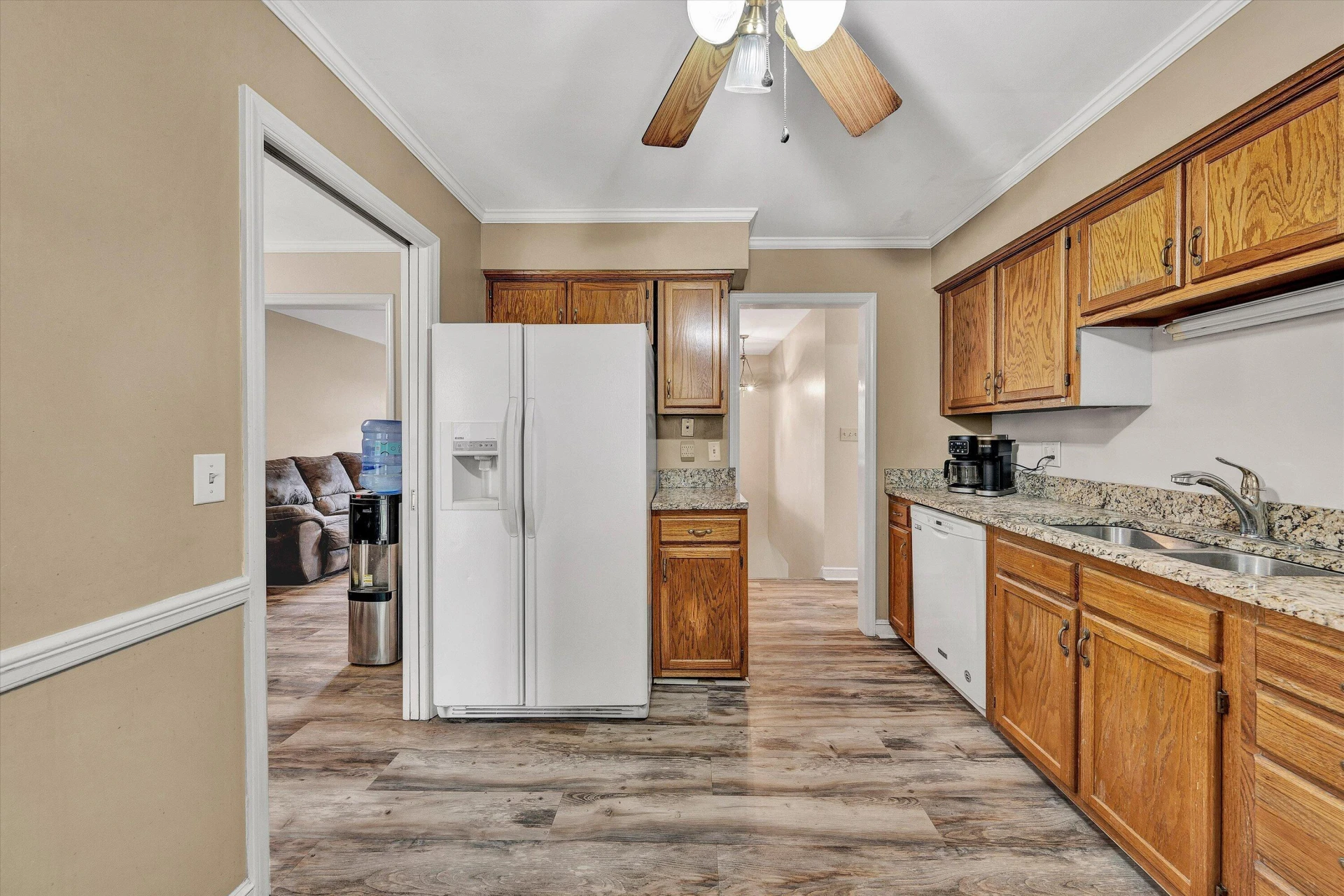 3323 Longhorn RD - Photo 15