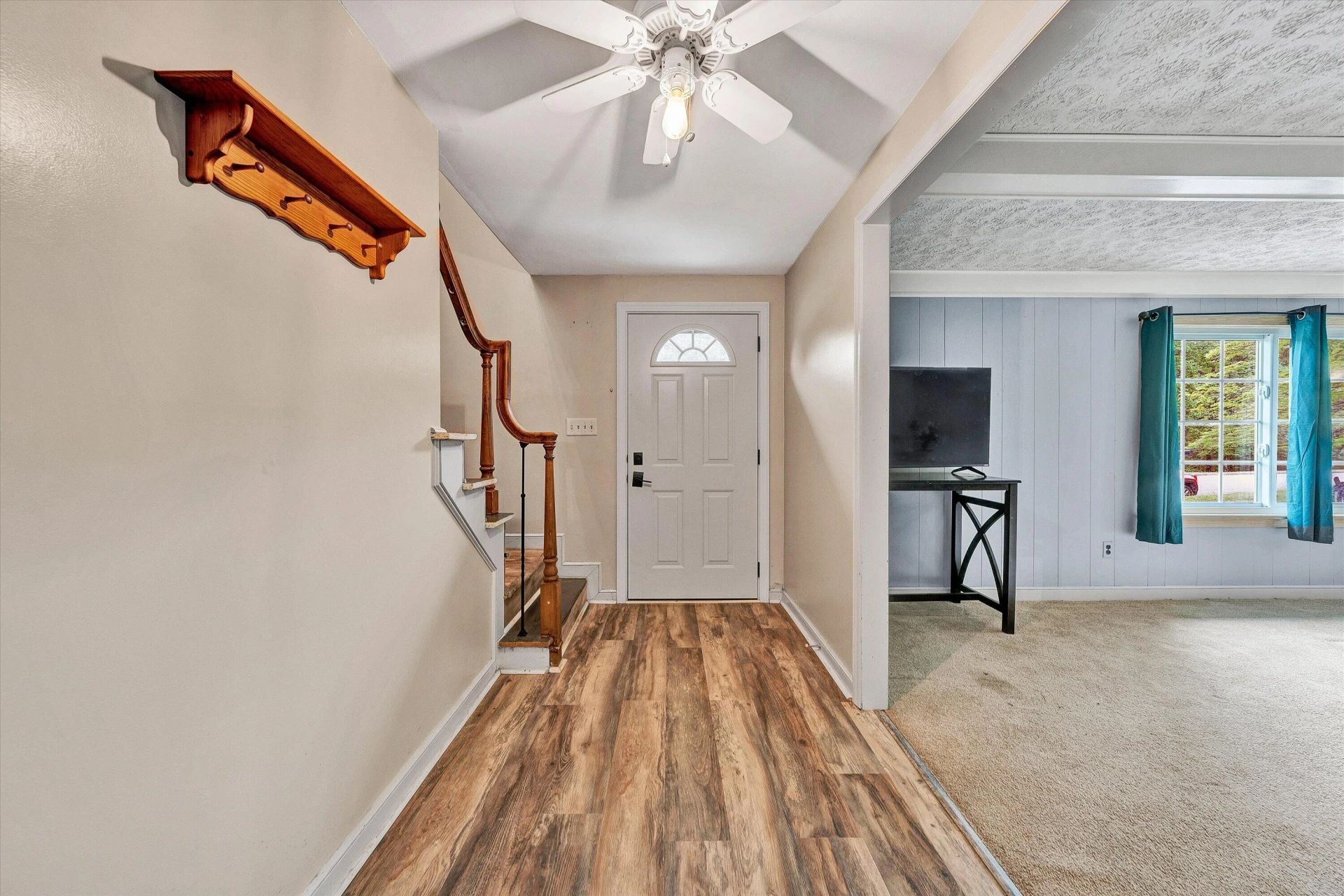 3323 Longhorn RD - Photo 4