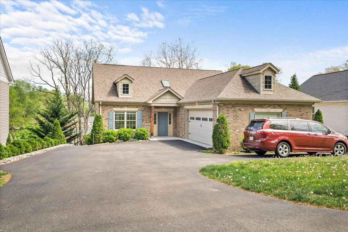 2756 Mcvitty RD - Photo 2