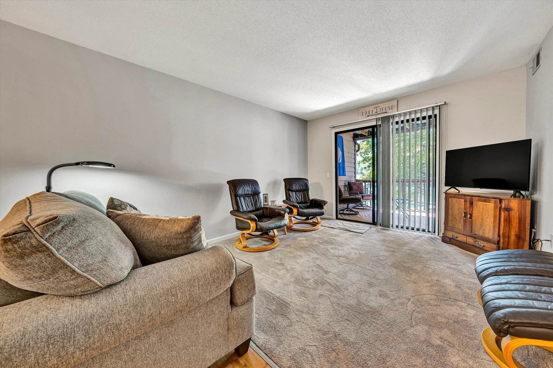 620 Montevista RD ## 605 - Photo 8